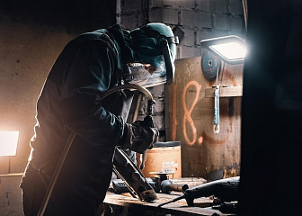 Оборудование и технология сварочного производства